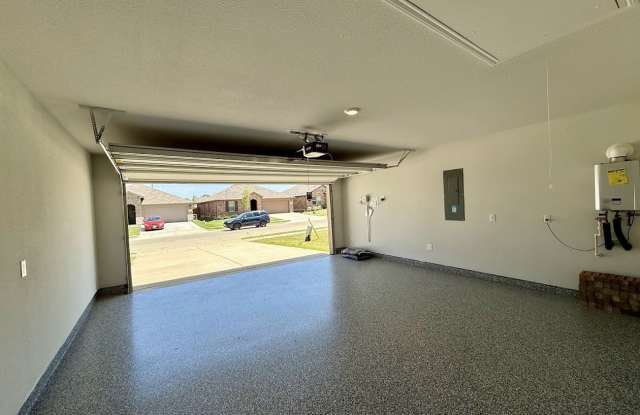 521 W Bronze Circle Gallery 4