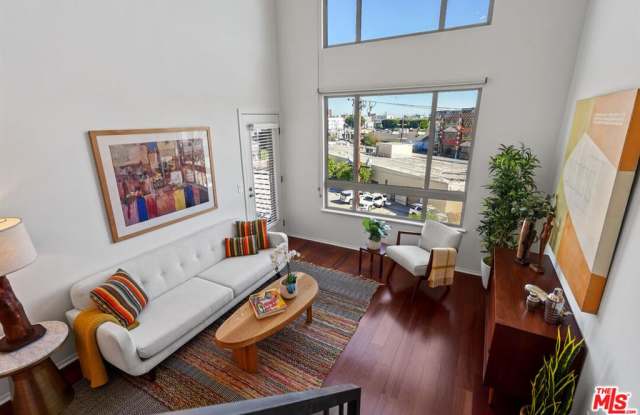 100 S Alameda St photos photos