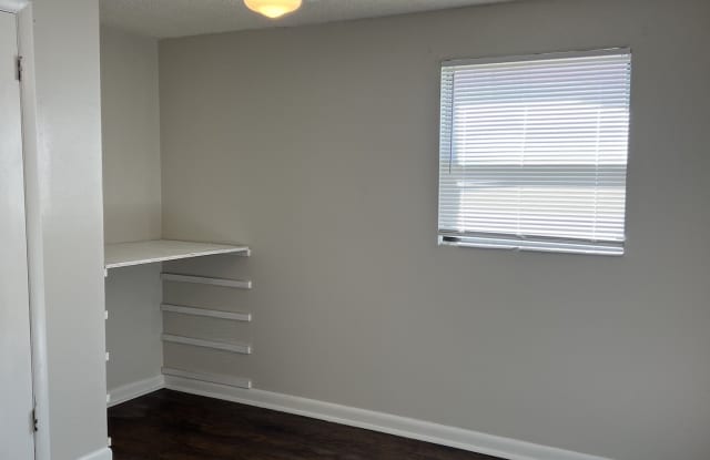 5951 Martin Luther King Dr Gallery 4