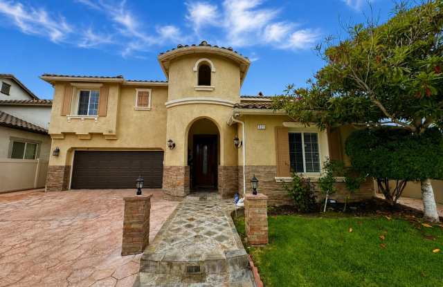 Spacious 5 Bedroom Home in West Oxnard's Desirable Winfield Community photos photos
