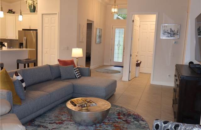 1733 W Westford Path Gallery 4