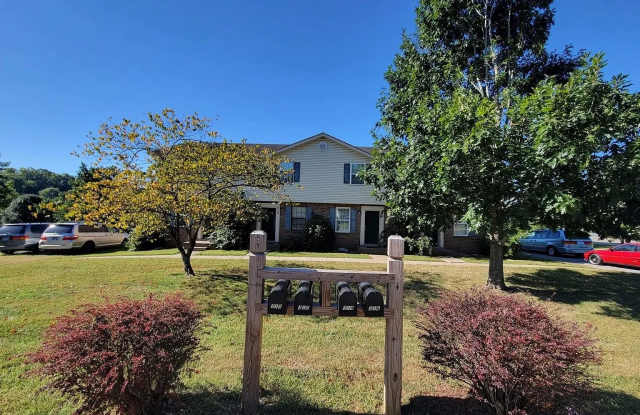 314 Woodcrest Drive - 1 photos photos