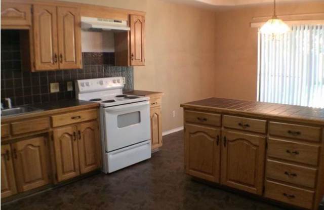 316 Lochridge Drive Gallery 2