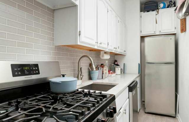 848 President St. 4 - 848 President Street, Brooklyn, NY 11215