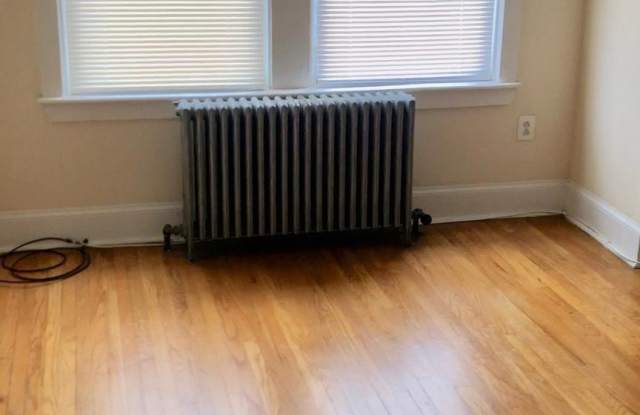 3300 W ALLEGHENY AVENUE Gallery 2