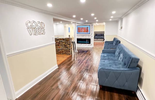 867 E 219th St - 867 East 219th Street, Bronx, NY 10467