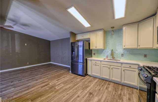 5581 Wheatfield Drive Gallery 4