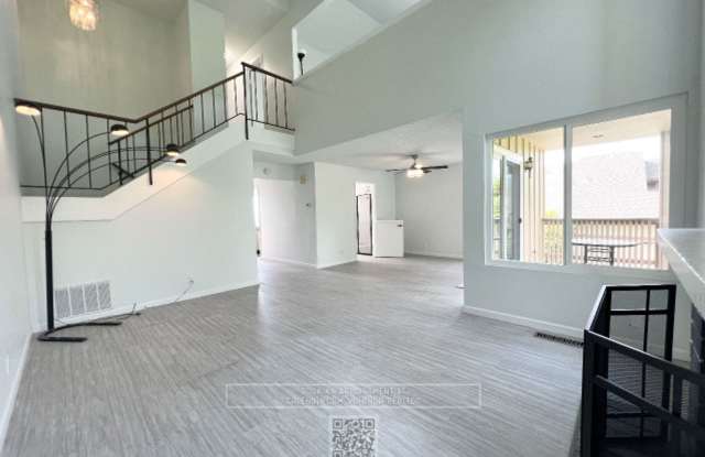 Beautifully 3BR Townhome with Huge Loft Style Master Bedroom and tons of storage. photos photos