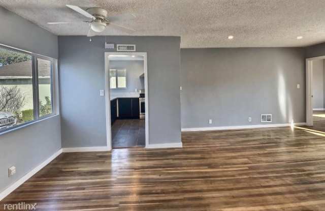 13004 S Wilkie Ave Gallery 2