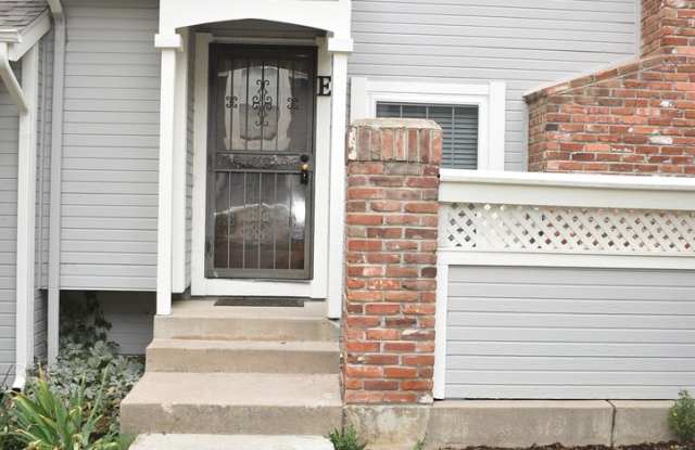 Updated 3 Bed Littleton Townhome photos photos