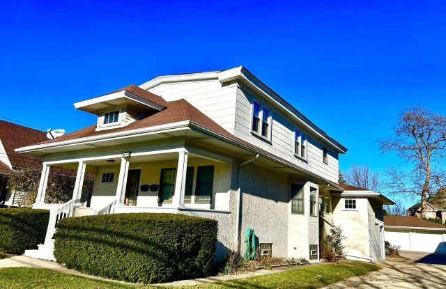 461 N Northwest Highway unit: 2 - 461 North Northwest Highway, Park Ridge, IL 60068