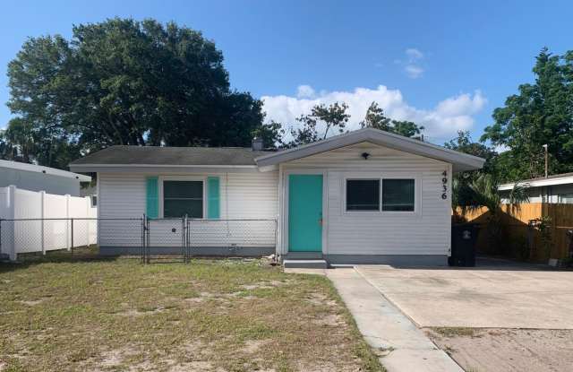 Modest 3BR/2BA home in Northeast Gulfport photos photos