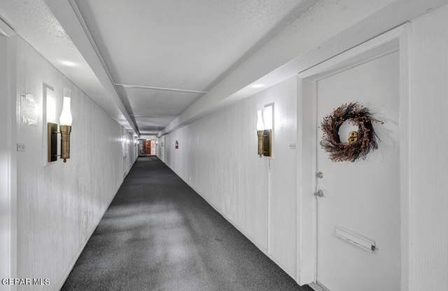 252 SHADOW MOUNTAIN Drive Gallery 3