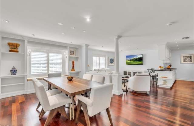 271 Broad Ave S unit: 202 photos photos