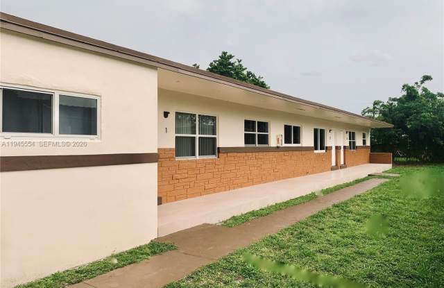 609 NW 2nd Ave photos photos