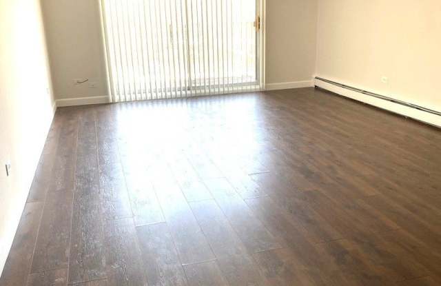 8974 N Western Avenue Gallery 2