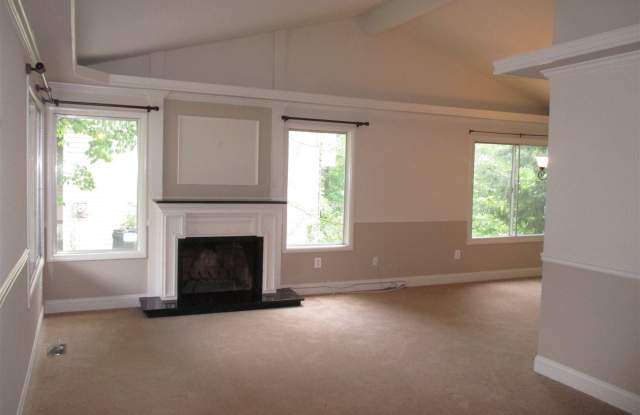 12301 Percil Ln Gallery 3