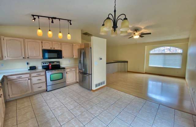 20612  E. 43rd Ave - 20612 East 43rd Avenue, Denver, CO 80249