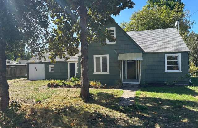 Updated 4 bedroom home on a huge lot! photos photos Updated 4 bedroom home on a huge lot! photos photos