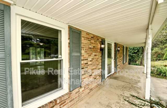 1280 Linwood Avenue Southwest Gallery 2