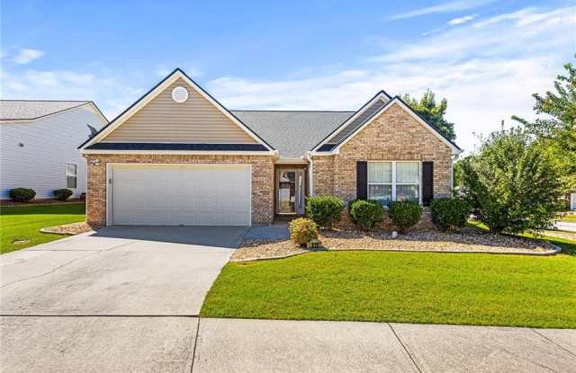815 Village Place photos photos