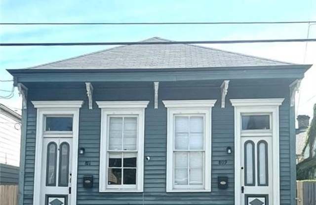 811 TOLEDANO Street photos photos