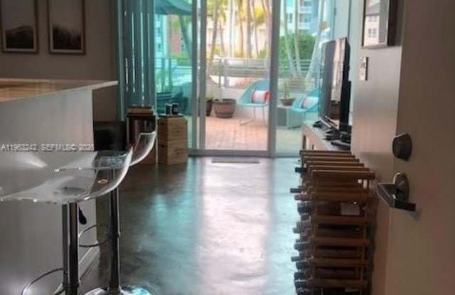 350 NE 24th St photos photos