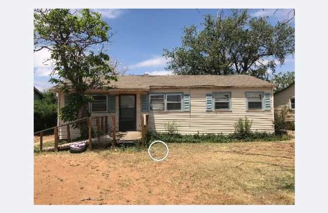 3013 E 3rd St photos photos