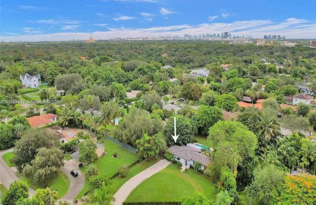 5705 SW 60th Ave - 5705 Southwest 60th Avenue, South Miami, FL 33143