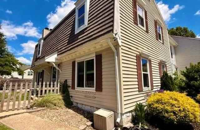 4708 Glencoe Lane photos photos