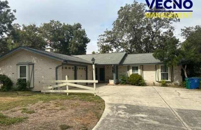 3643 Richwood Drive photos photos