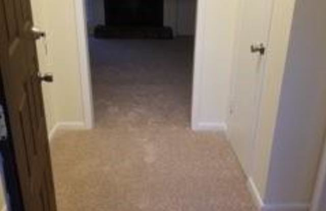 102 Banicher Court Gallery 3