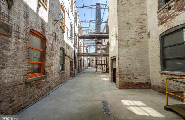 2155 CASTOR Avenue Gallery 4