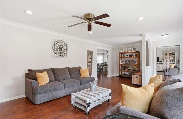 39582 Burton Drive Gallery 3