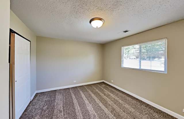 623 Wintergreen Circle Gallery 3