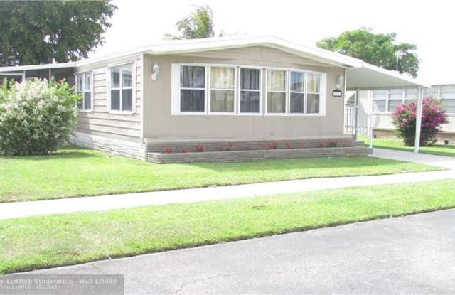 5329 NW 1st Ave - 5329 Northwest 1st Avenue, Deerfield Beach, FL 33064