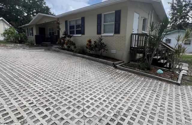 1029 Bass Boulevard - 1 Gallery 2