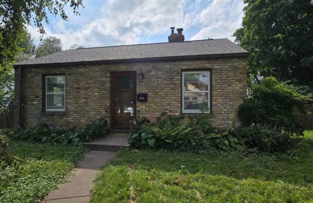 North East Minneapolis Single Family Home, Fenced Yard, 1 Car Garage, Dishwasher photos photos