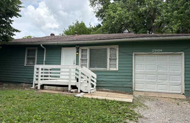 3 BEDROOM 1 BATH HOME photos photos