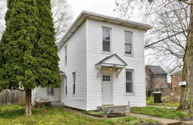 344 Loeffler Ave photos photos