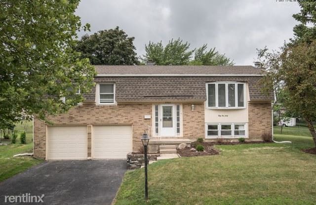 3960 Lexington Drive - 3960 Lexington Drive, Hoffman Estates, IL 60192