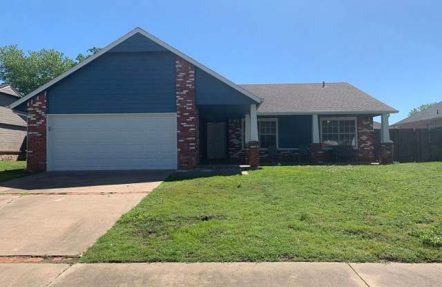 This beautifully updated three-bedroom, two-bath home offers a functional layout with a formal dining area and fresh, modern touches. photos photos