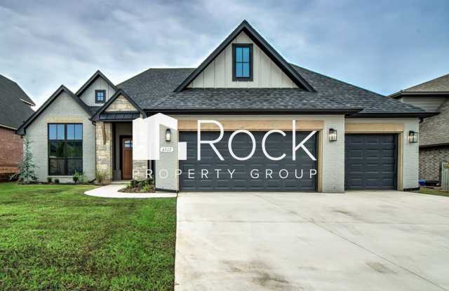 Stunning 4 Bedroom/2.5 Bathroom Home in Gated Community ~Built in 2023~ - 6517 Forest Edge Drive, Edmond, OK 73034