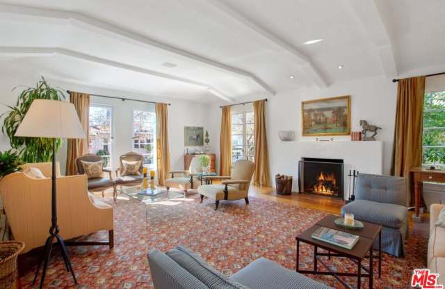 6123 W 6th St - 6123 West 6th Street, Los Angeles, CA 90048