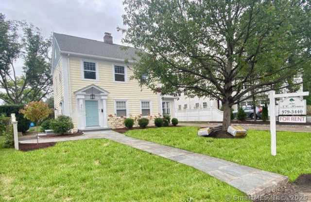 40 East Maple Street photos photos