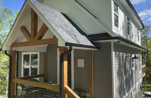84 Lakeside Dr Gallery 3