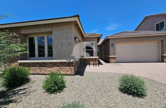 Beautiful 4 bedroom and 2.5 bathroom Gallery 3
