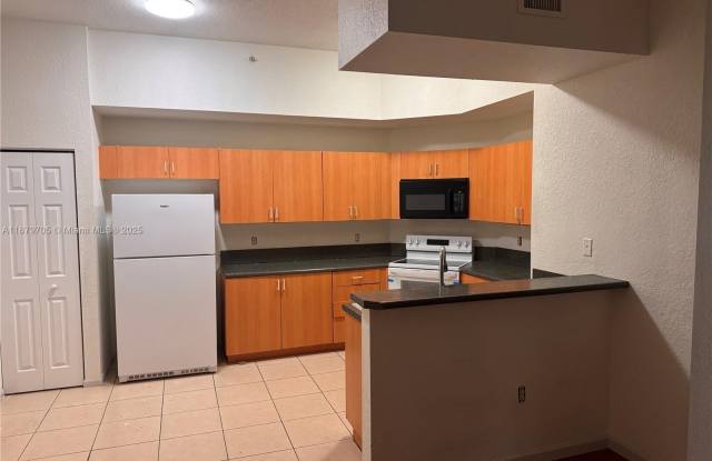 2851 Riverside Dr photos photos