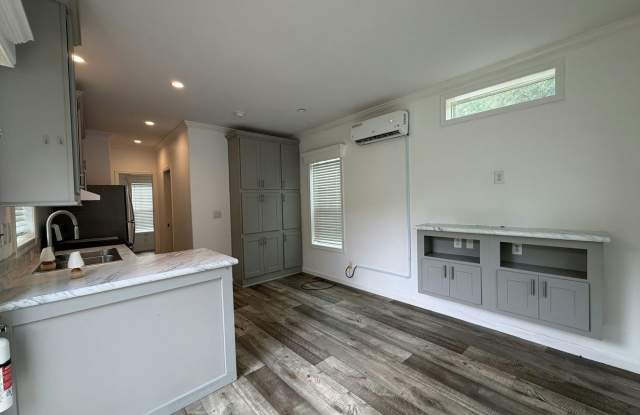 11240 N Northwood Dr Gallery 2