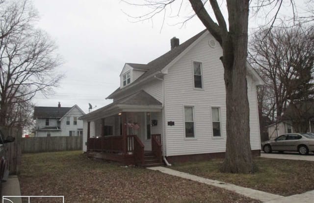 109 South - 109 South Ave, Mount Clemens, MI 48043
